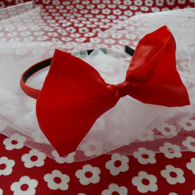 Červená čelenka s maxi mašlí