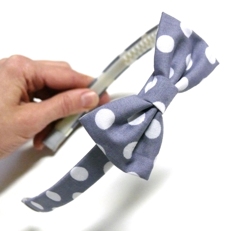 Šedá puntíkovaná čelenka s mašlí - bavlna