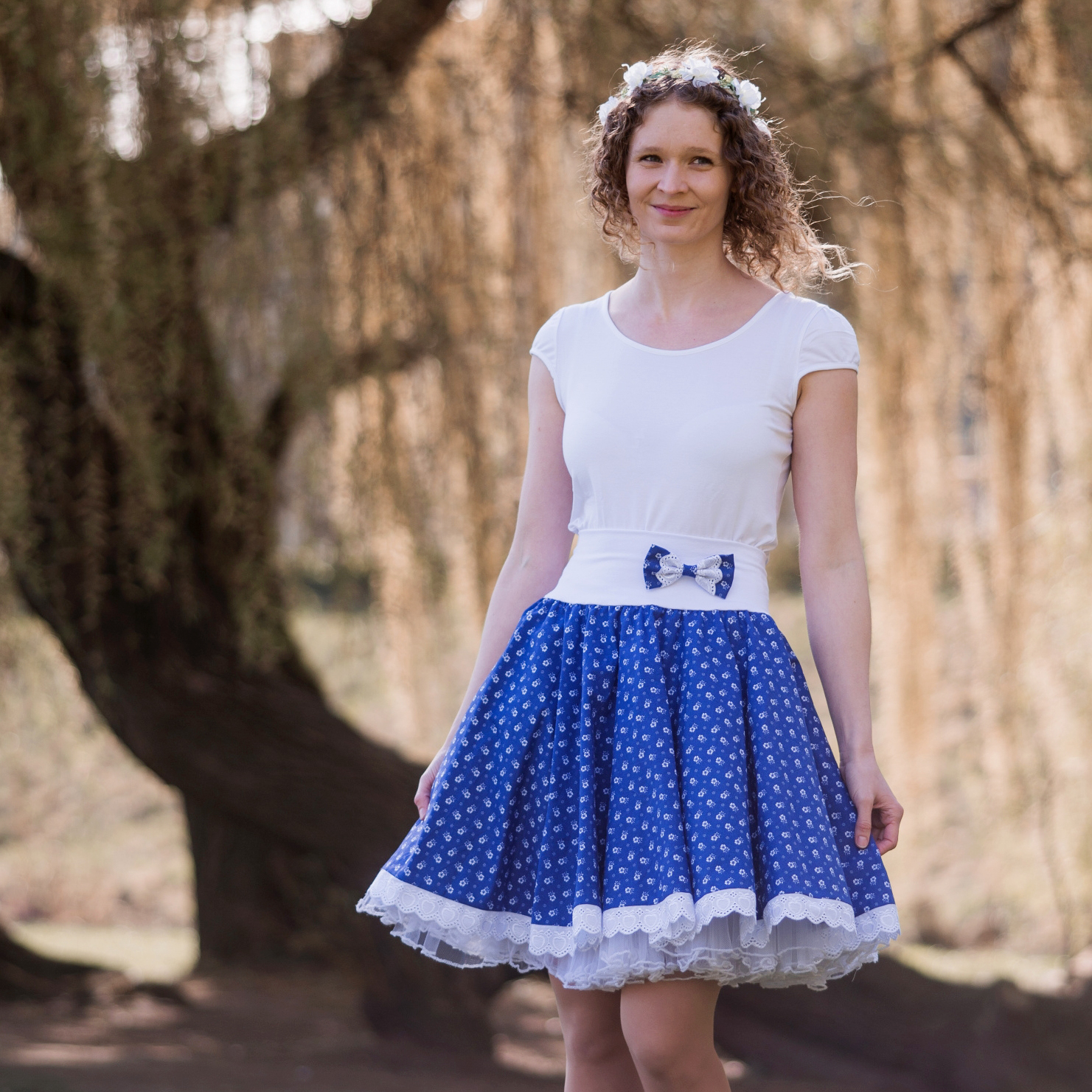 Modrotisková kolová sukně