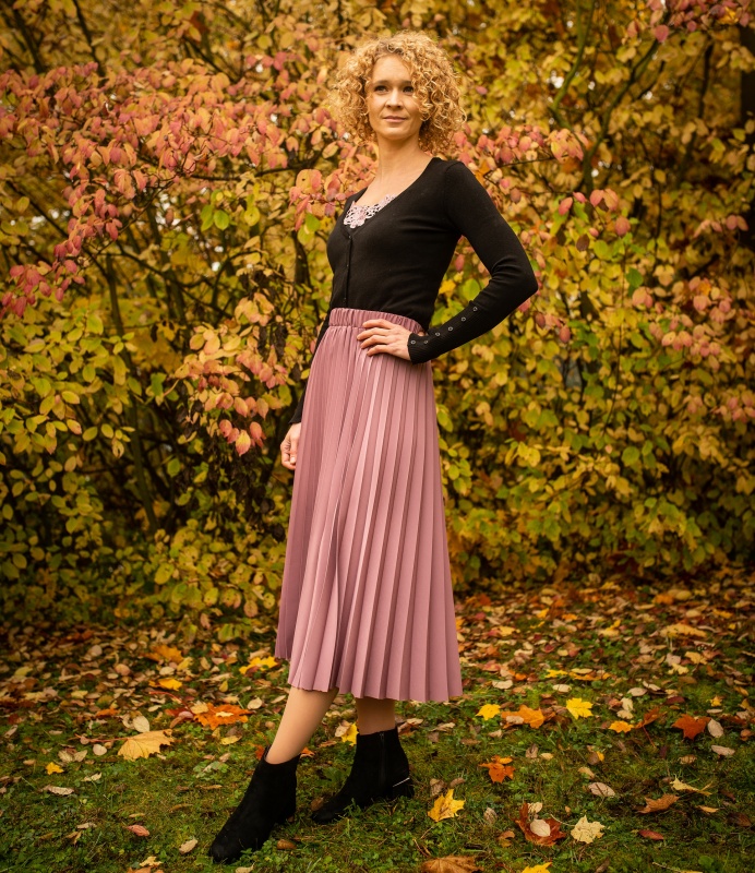 Starorůžová plisovaná sukně