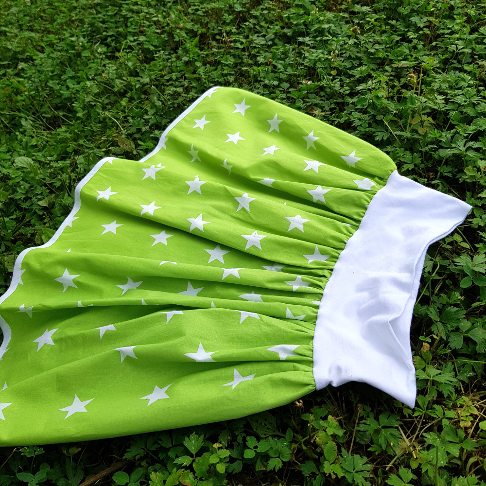 Zelená sukně s hvězdami - dívčí