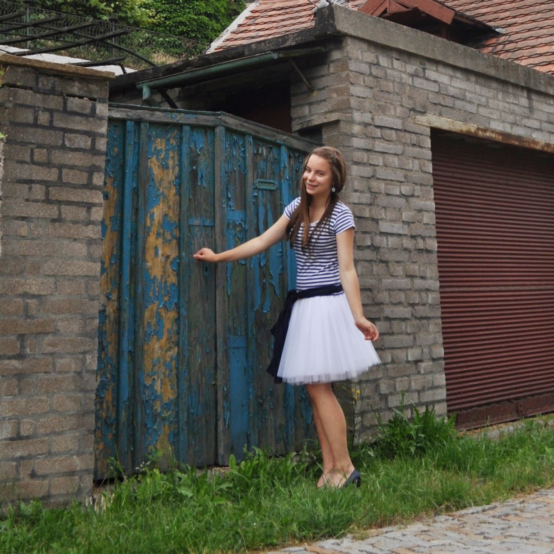 Bílá tylová sukně