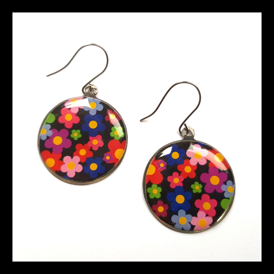 Náušnice s barevnými kytičkami