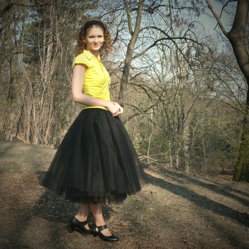 Černá tylová sukně