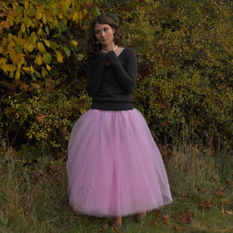 Světle růžová dlouhá tylová sukně