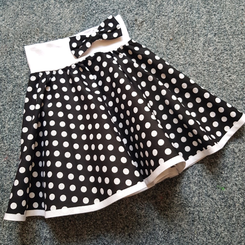 Černá puntíkovaná sukně - dětská