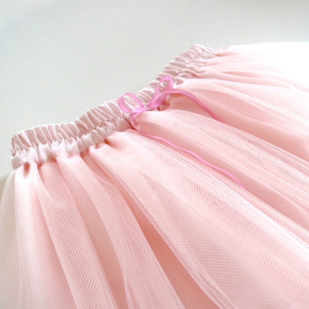 Pudrová tylová sukně - dětská