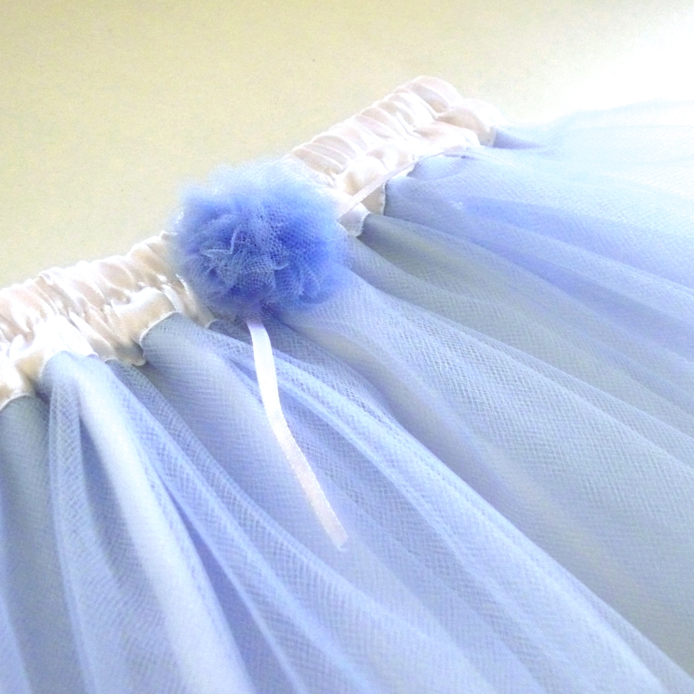 Modro-bílá tylová sukně - dětská