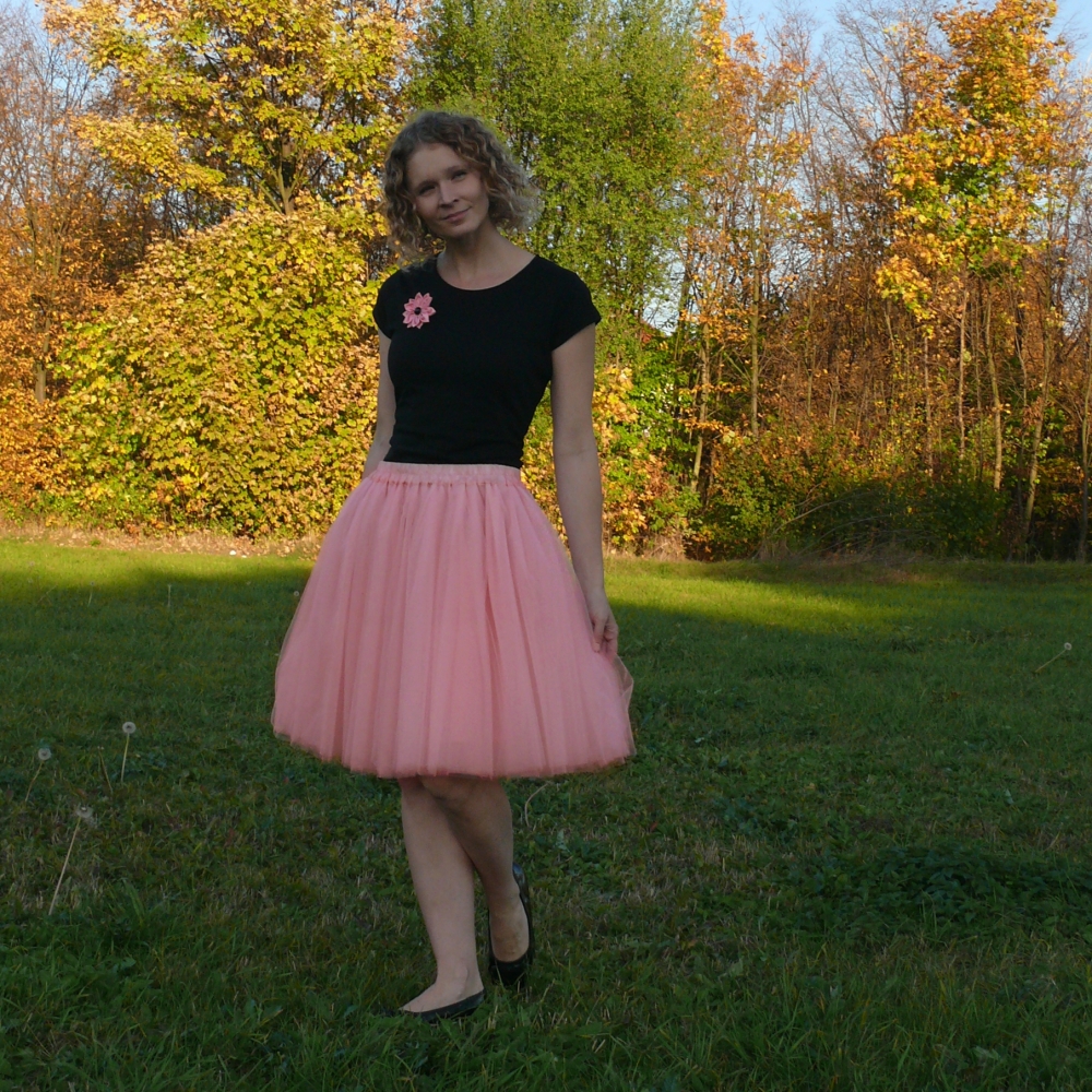 Starorůžová tylová sukně