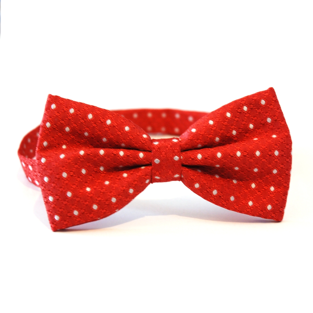 Červený puntíkovaný motýlek z hedvábí