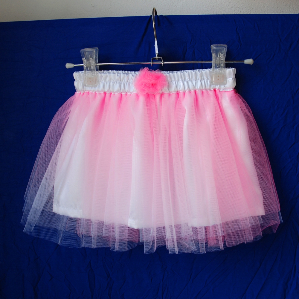 Růžová tylová sukně s bílou podšívkou - dětská