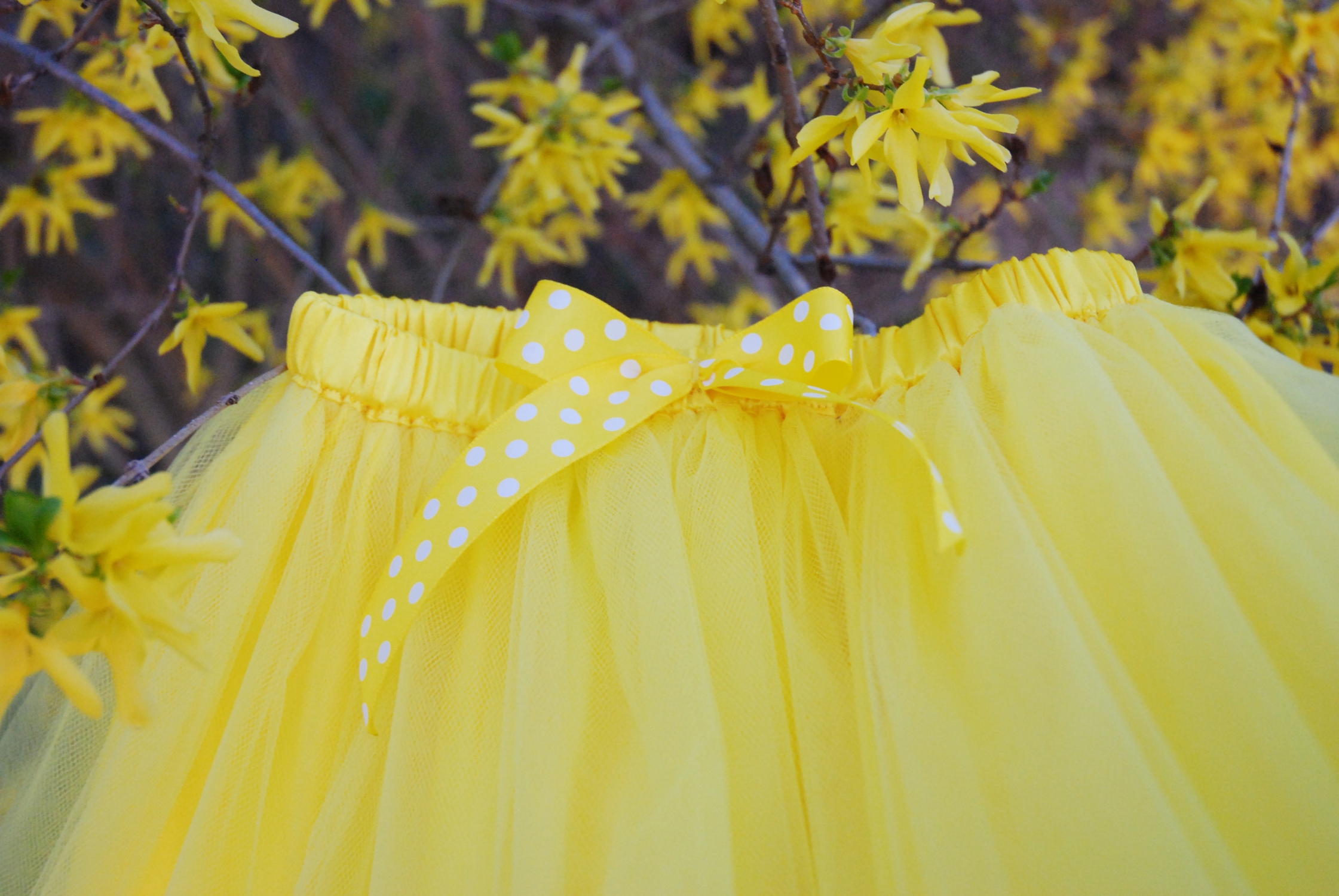 Žlutá tylová sukně - dětská