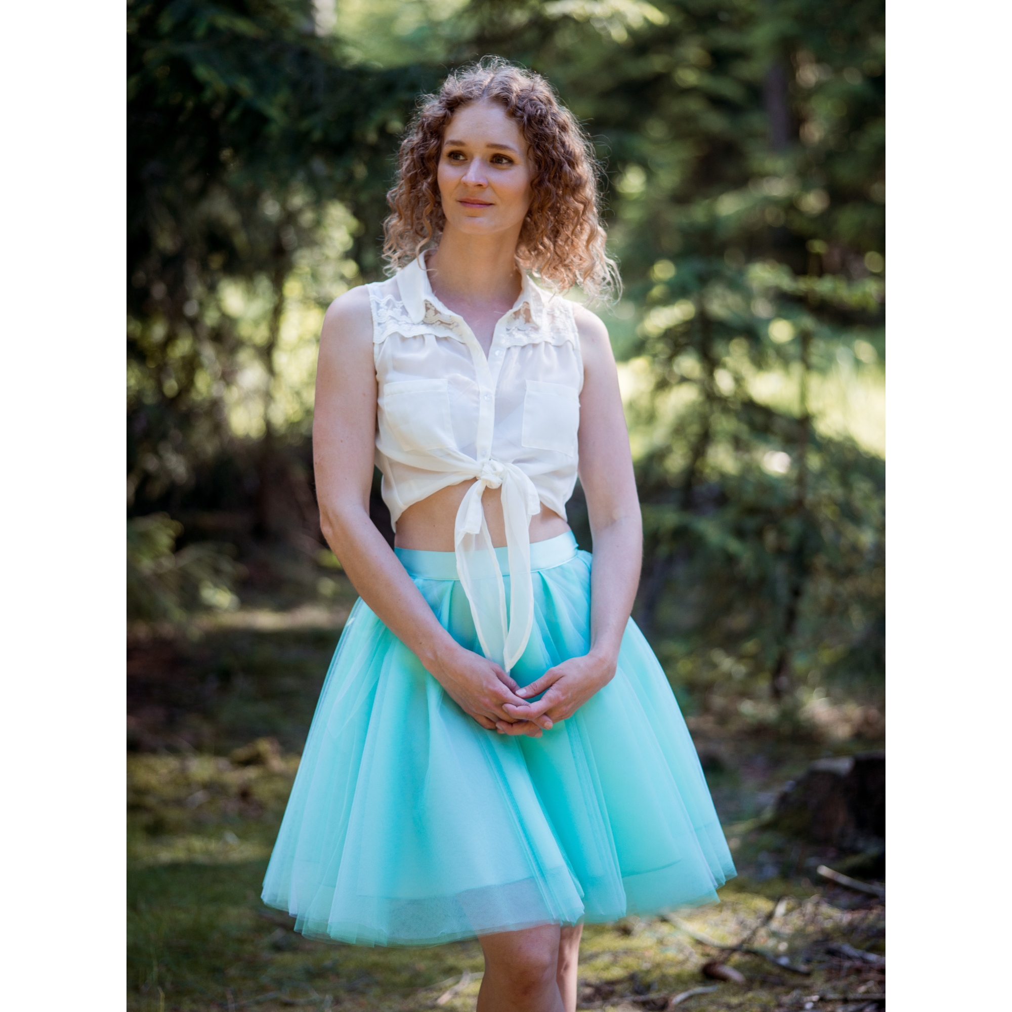 Mentolově zelená kolová tylová sukně