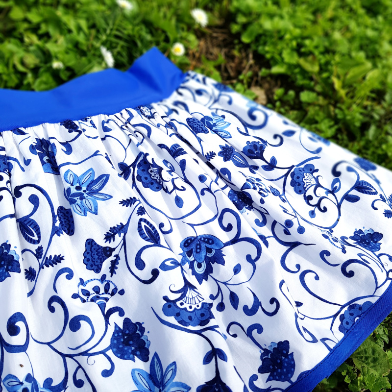 Sukně s lidovým motivem - dívčí