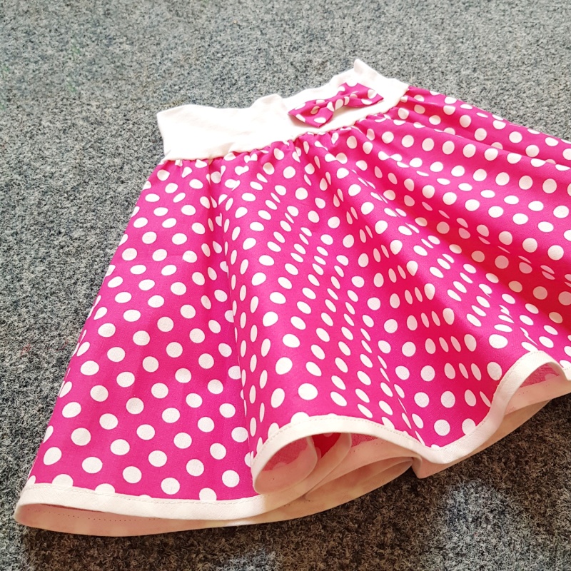 Sytě růžová puntíkovaná sukně - dětská