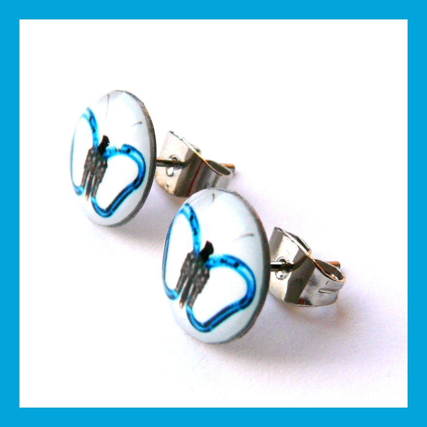 Pecky s modrým horolezeckým motýlkem