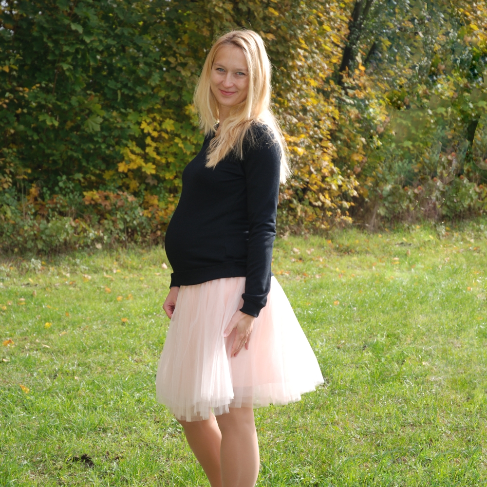 Pleťová tylová sukně