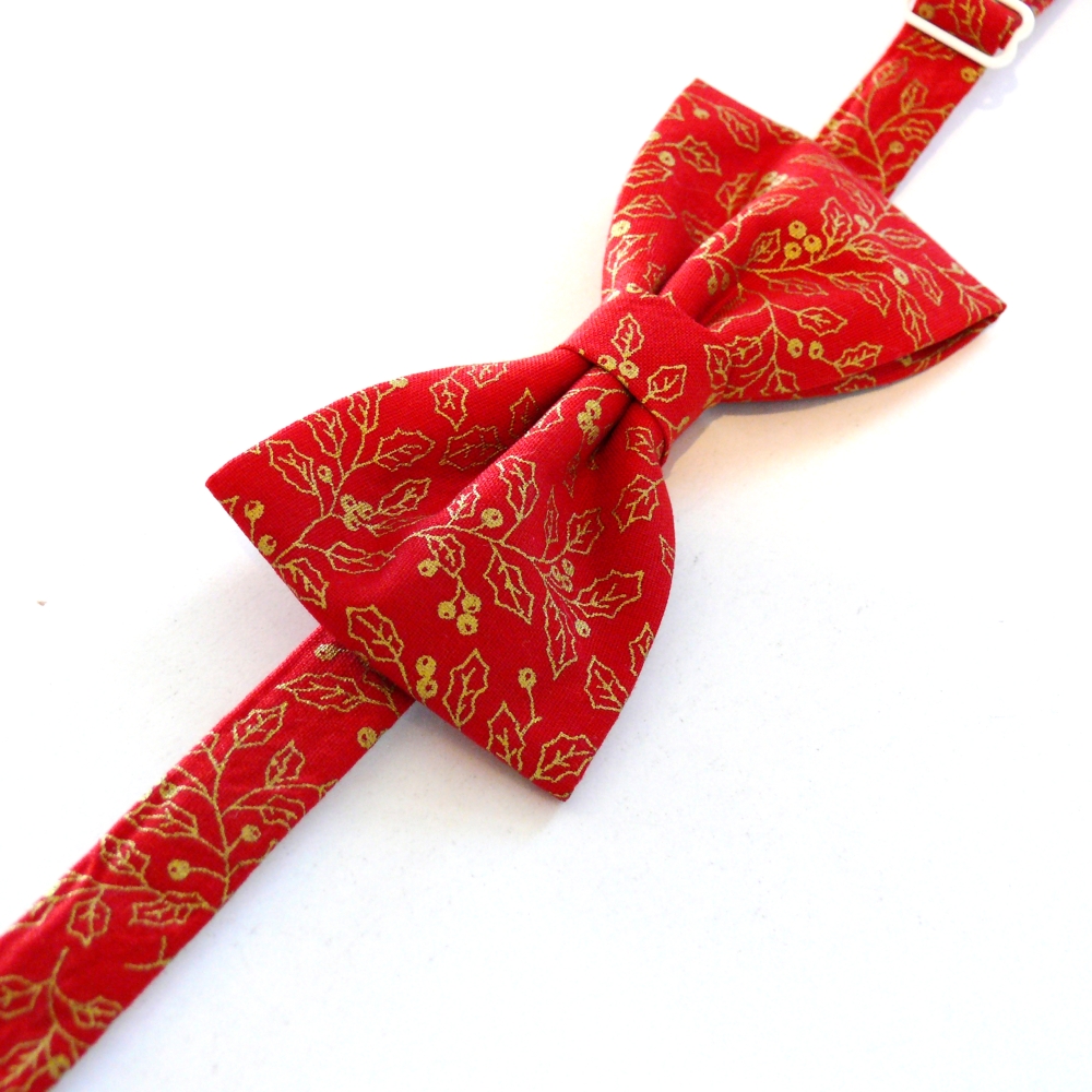 Vánoční motýlek s cesmínou