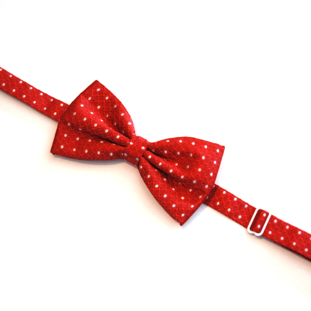 Červený puntíkovaný motýlek z hedvábí