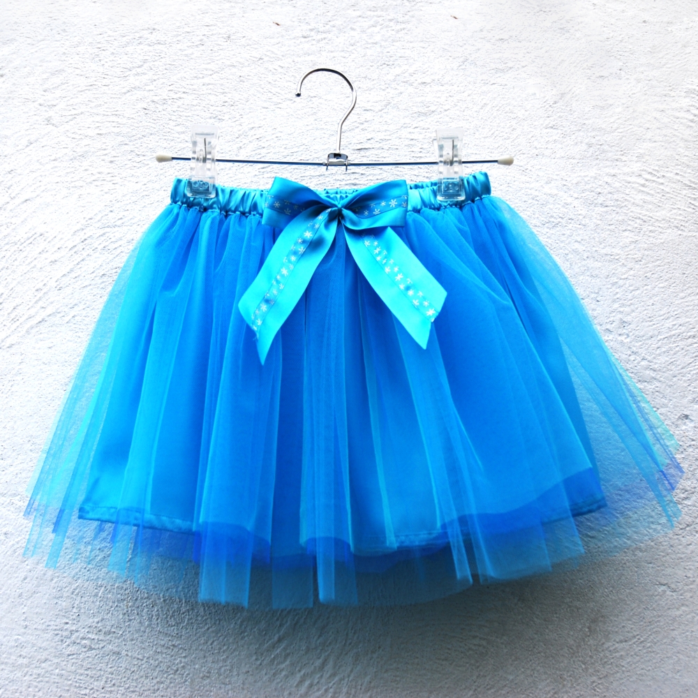 Tyrkysová tylová sukně s vločkami - dětská