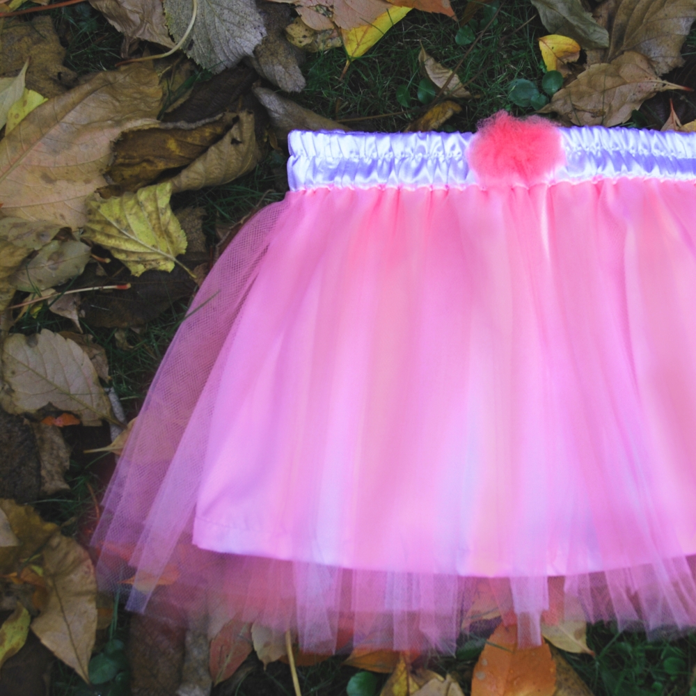 Růžová tylová sukně s bílou podšívkou - dětská