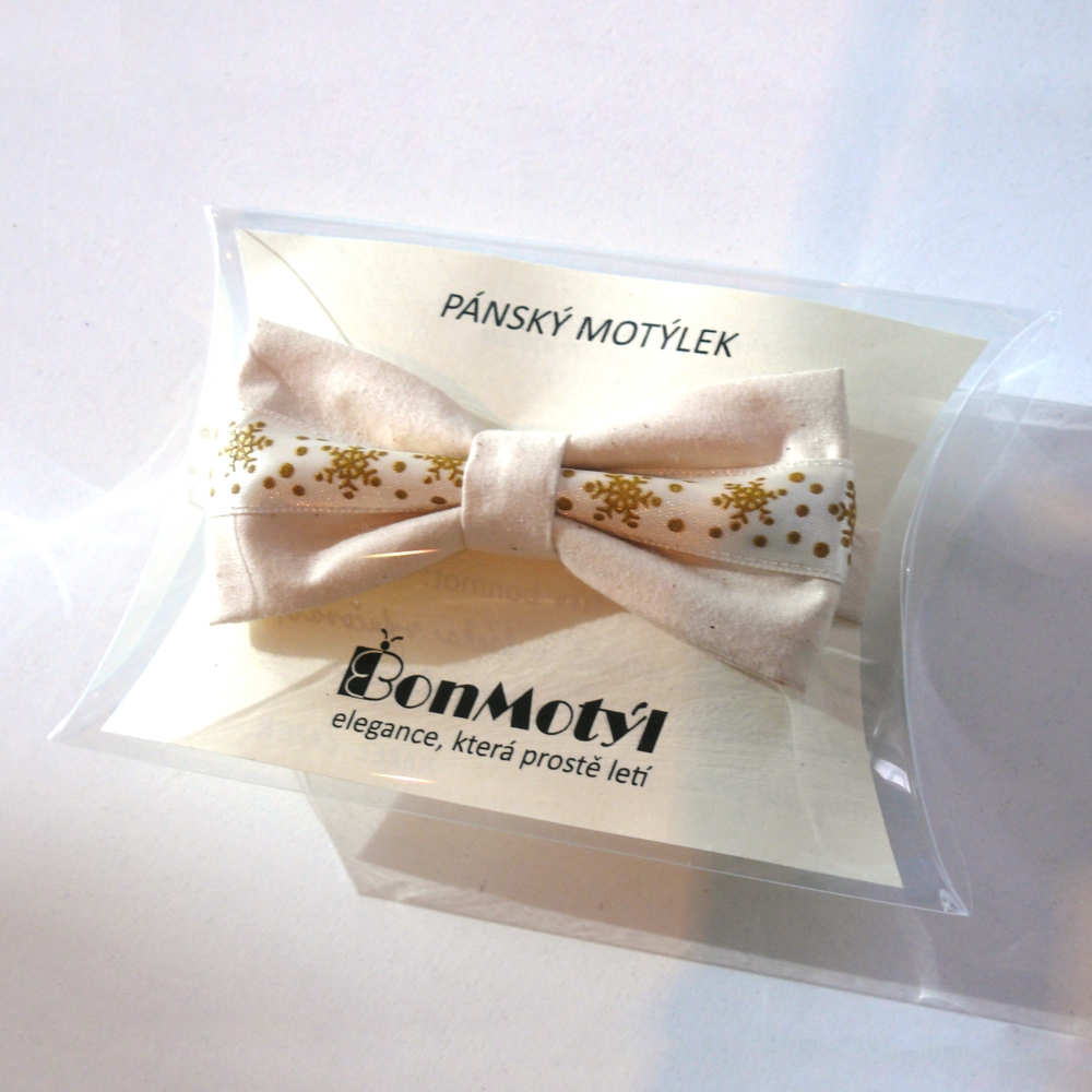 Motýlek se zlatými vločkami