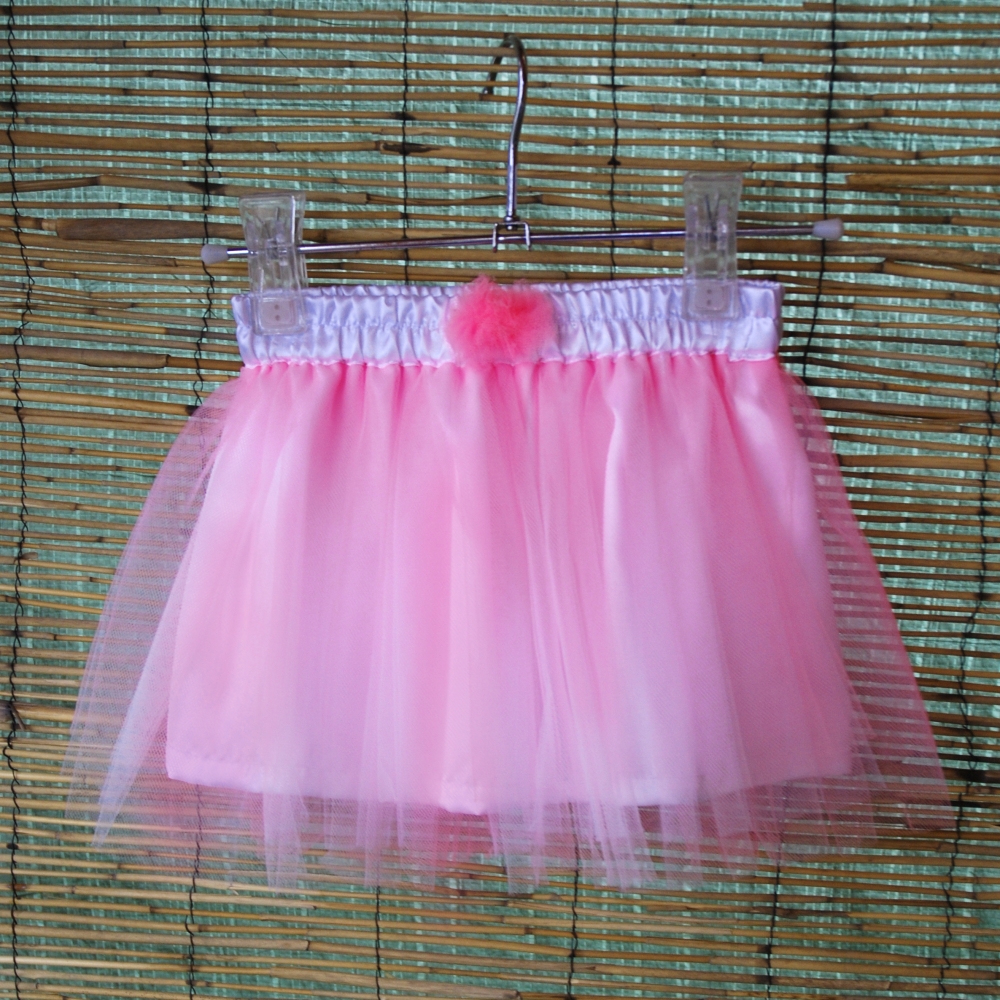 Růžová tylová sukně s bílou podšívkou - dětská