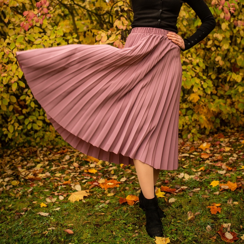 Starorůžová plisovaná sukně