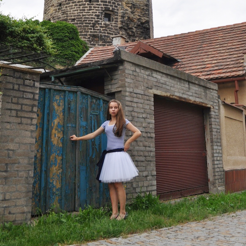 Bílá tylová sukně