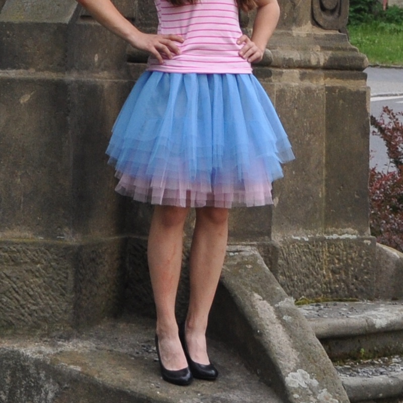 Modro-růžová tylová sukně
