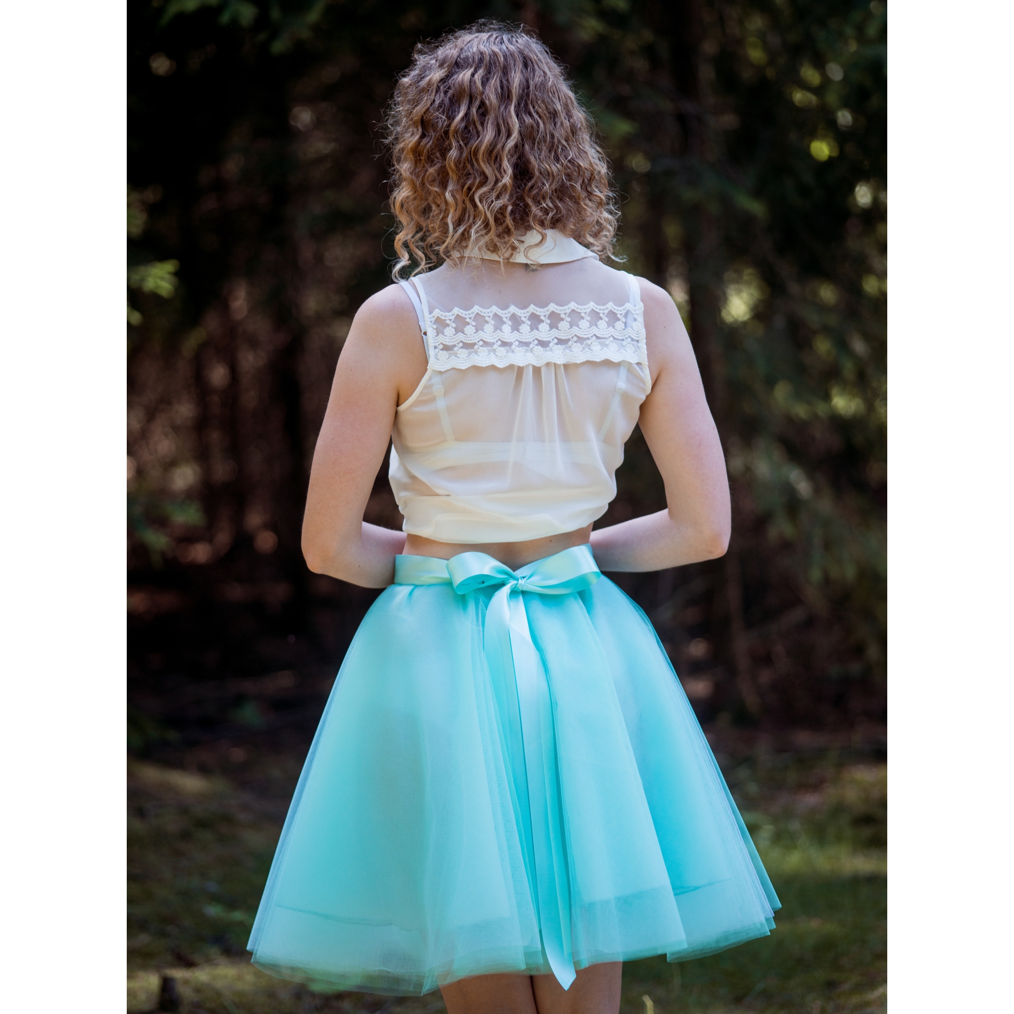 Mentolově zelená kolová tylová sukně