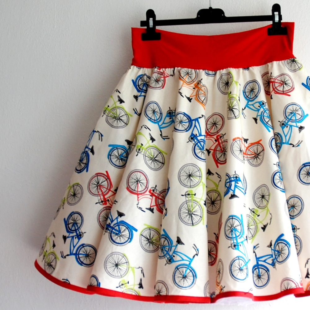 Kolová sukně pro cyklistky