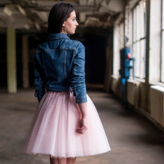 Růžová puntíkovaná tylová sukně