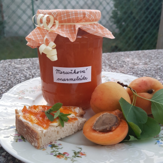 Meruňková marmeláda - velká