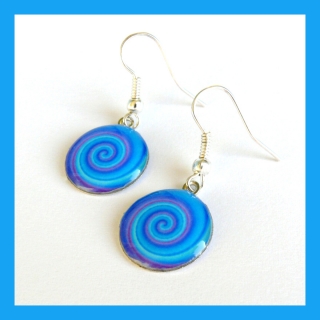 Náušnice s modrou spirálou