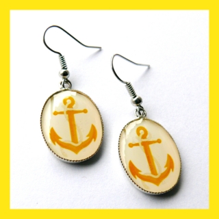 Náušnice se žlutou kotvou
